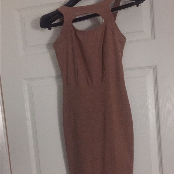 Dress - Picture 2 of 3